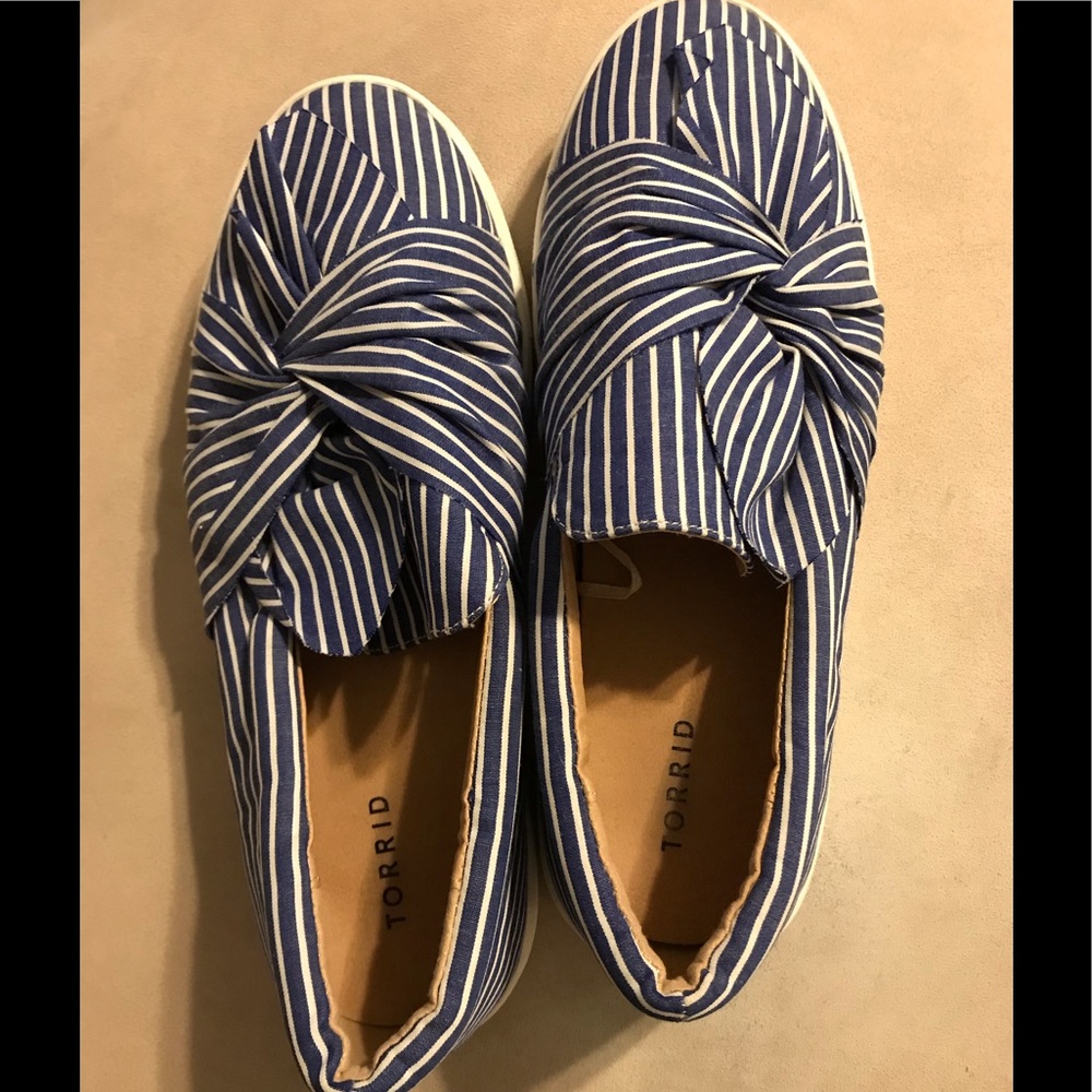Women’s Torrid Sneakers. Navy and white striped.